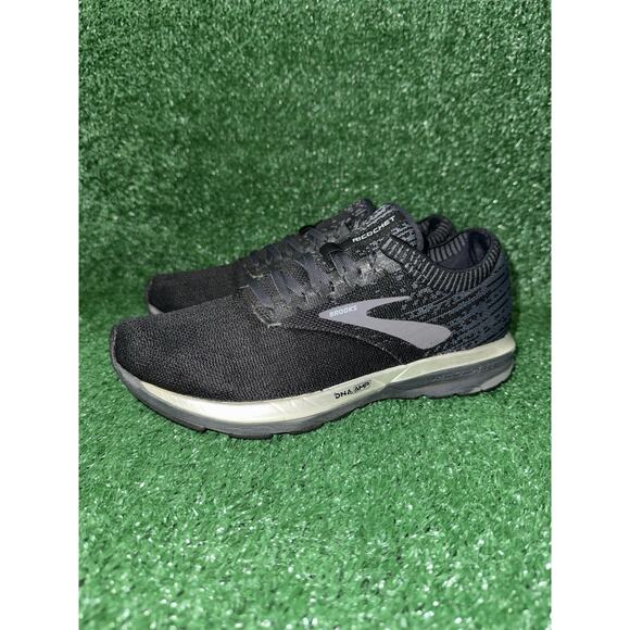 Brooks Ricochet Women’s Size 9 Black Silver Running Shoes Athletic Sneakers - Picture 3 of 11
